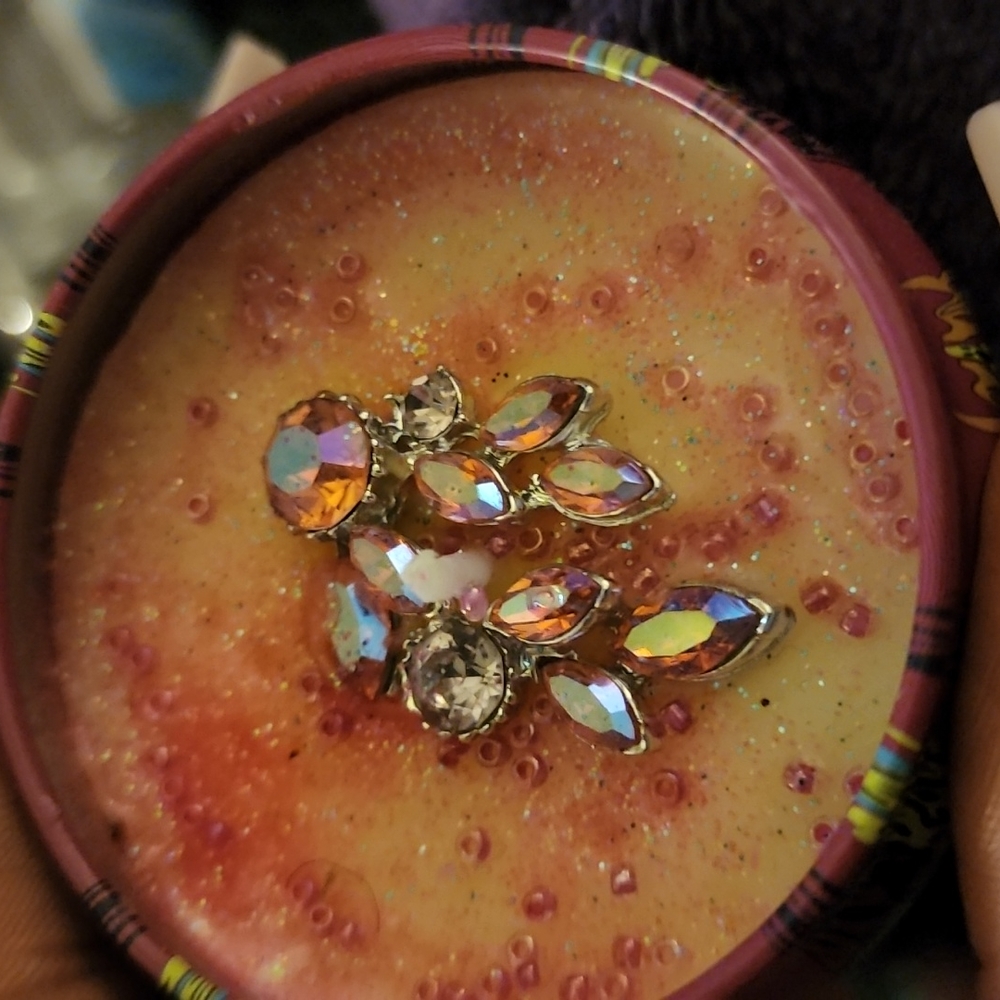 Scented soy rose candles
